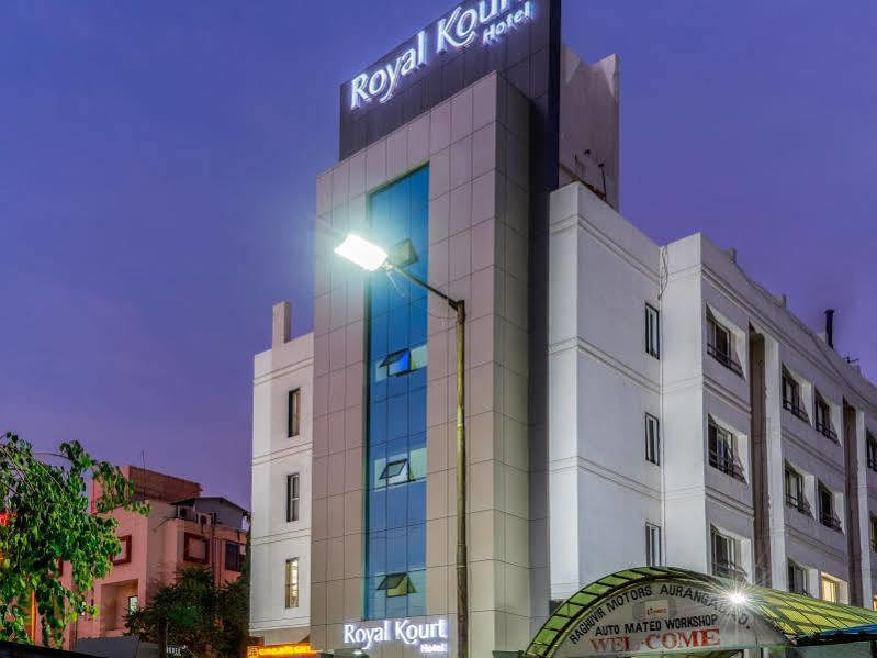 Treebo Trend Royal Kourt Aurangabad Hotel Bagian luar foto