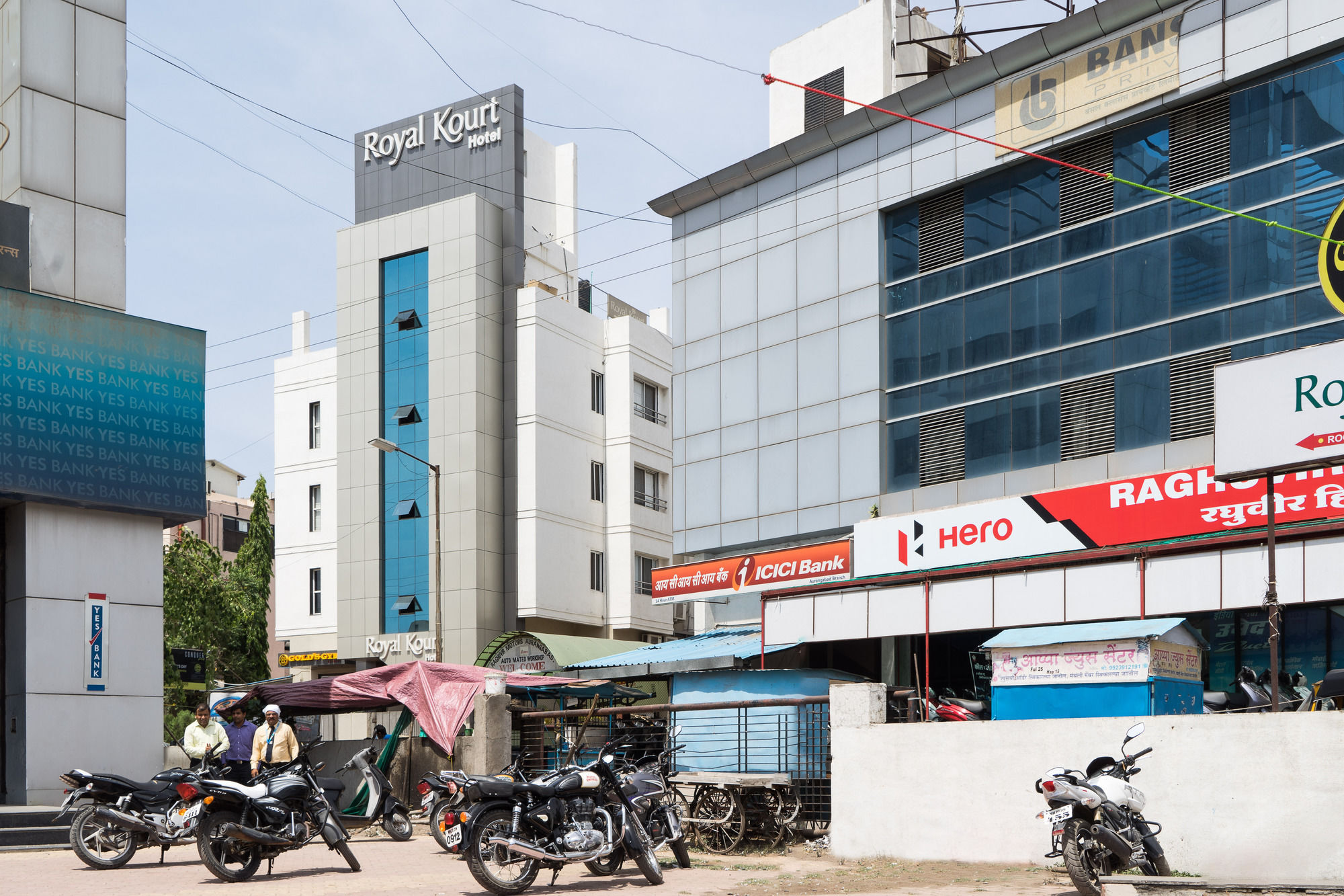 Treebo Trend Royal Kourt Aurangabad Hotel Bagian luar foto